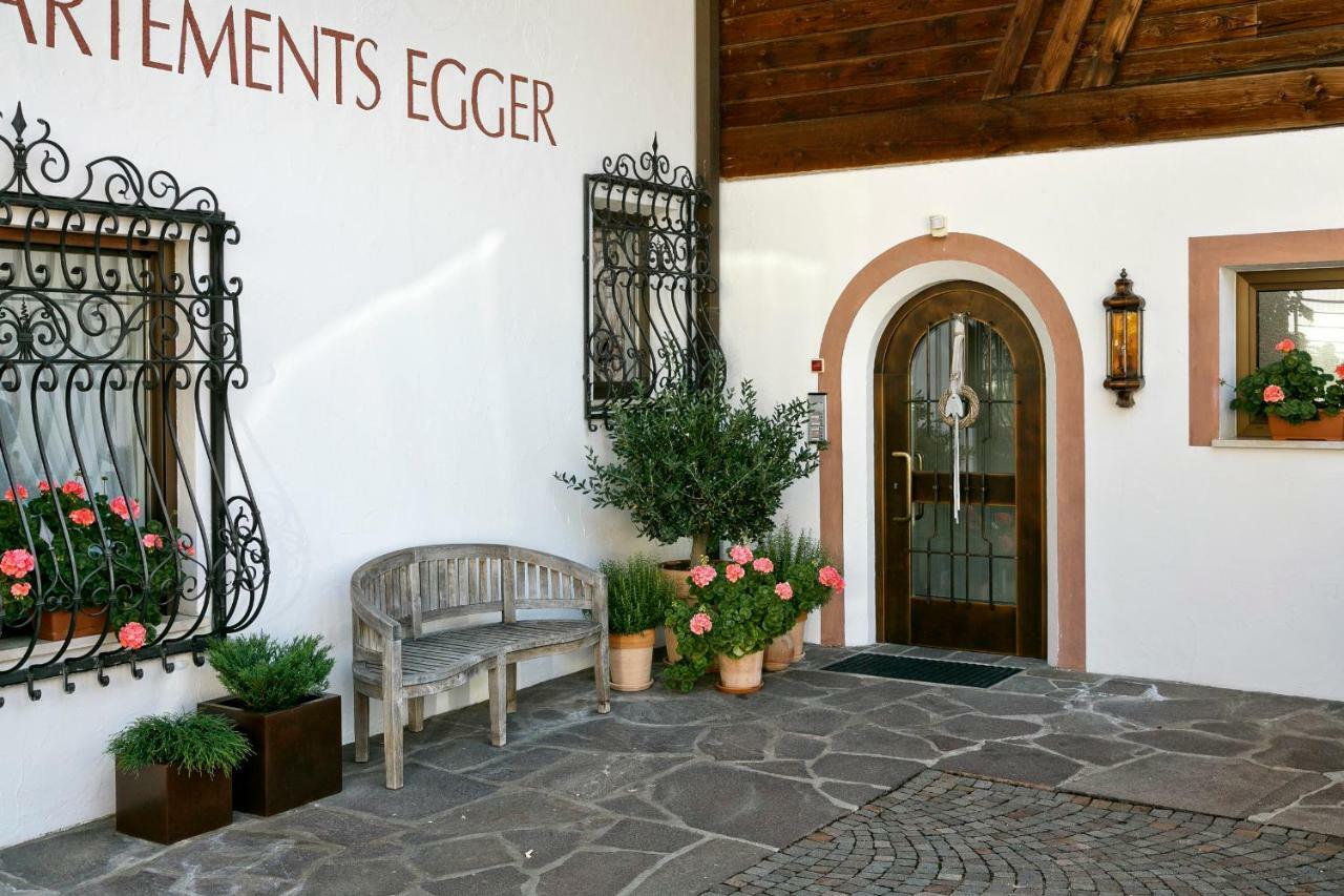 Egger Apartments Rifiano Bagian luar foto
